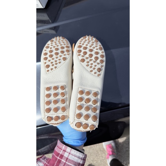 Minnetonka Moccasins Womens 5.5 Off White Leather Classic Moc 691S - Picture 6 of 8